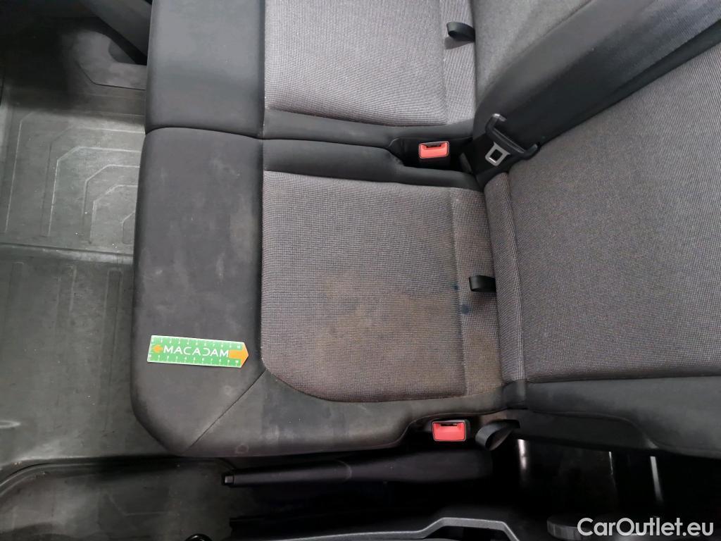  Volkswagen  Crafter  Fourgon e- 35 Fourgon mittellang Hochdach FWD 35kWh BVA #129