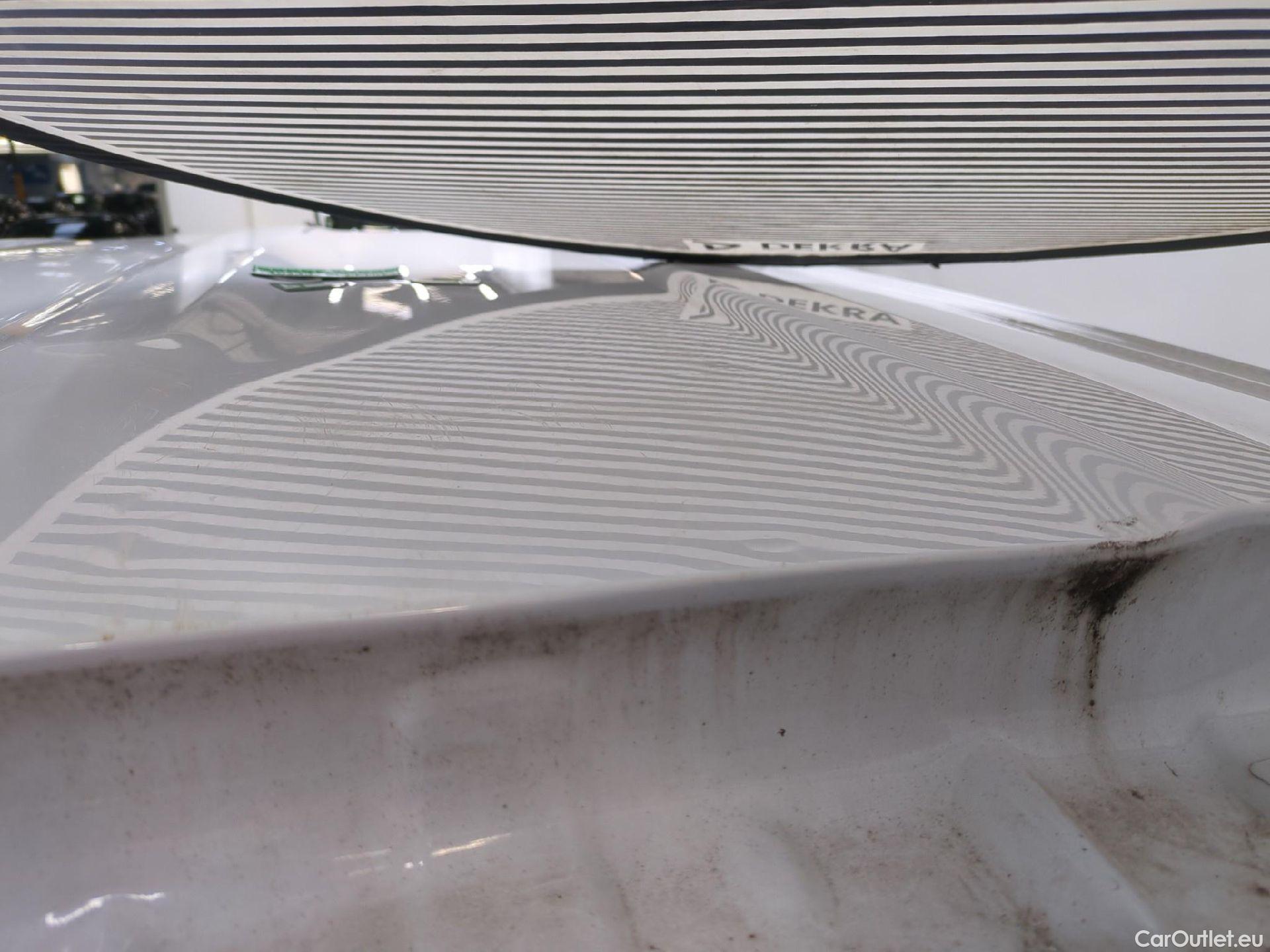  Renault  Kangoo RENAULT  / 2021 / 4P / Fourgonnette GD CONFORT - BLUE DCI 95 #33