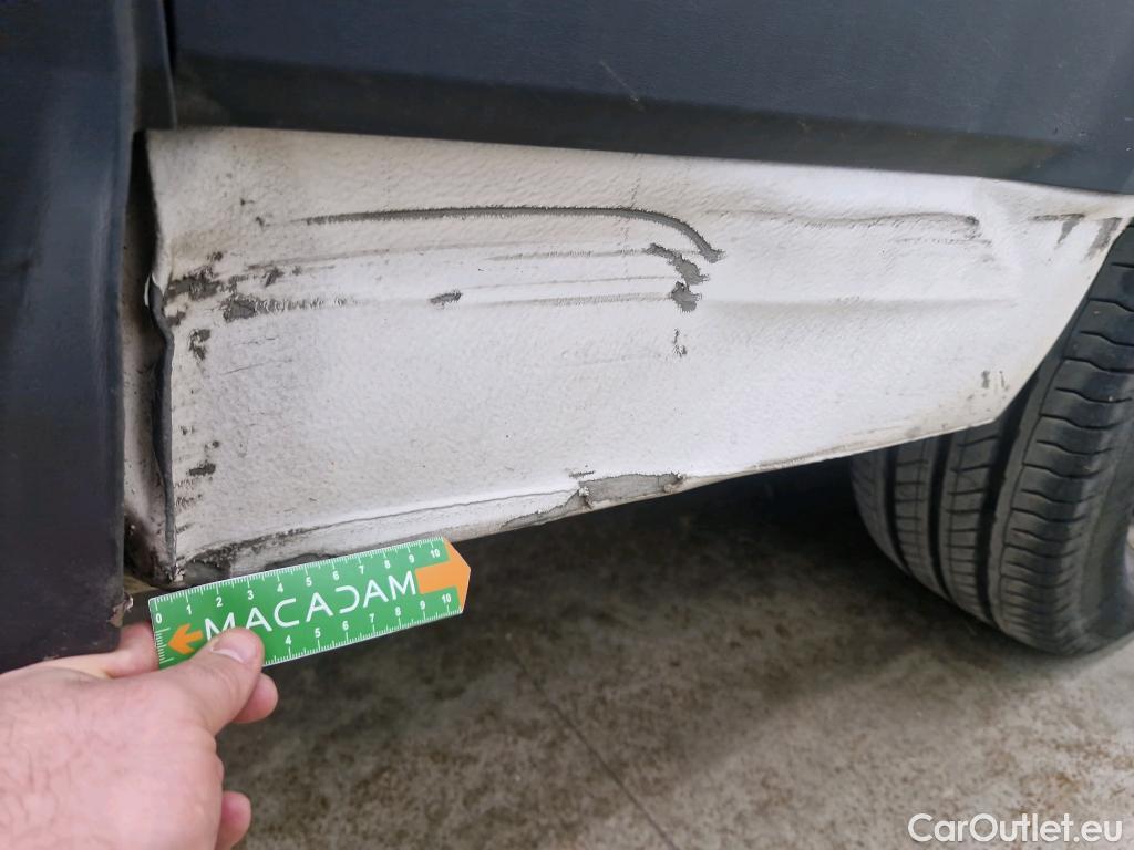  Volkswagen  Crafter  Fourgon e- 35 Fourgon mittellang Hochdach FWD 35kWh BVA #58