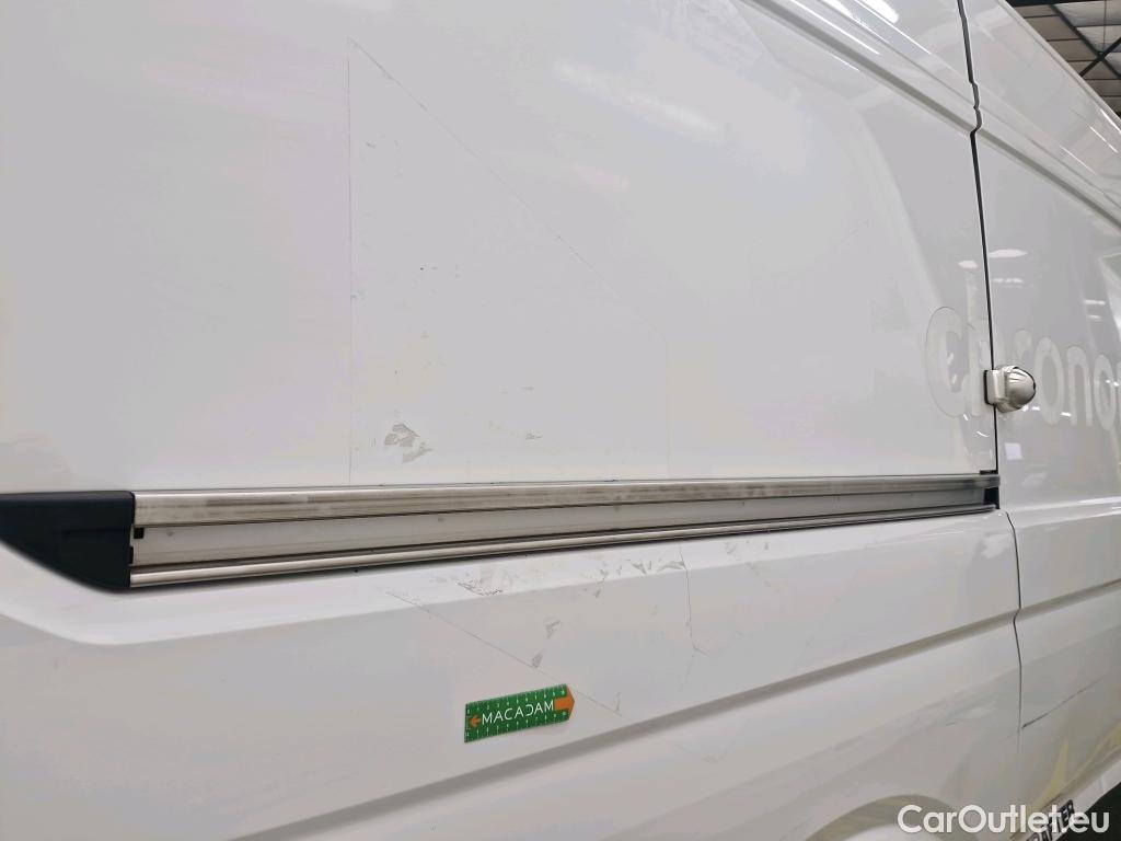  Volkswagen  Crafter  Fourgon e- 35 Fourgon mittellang Hochdach FWD 35kWh BVA #63