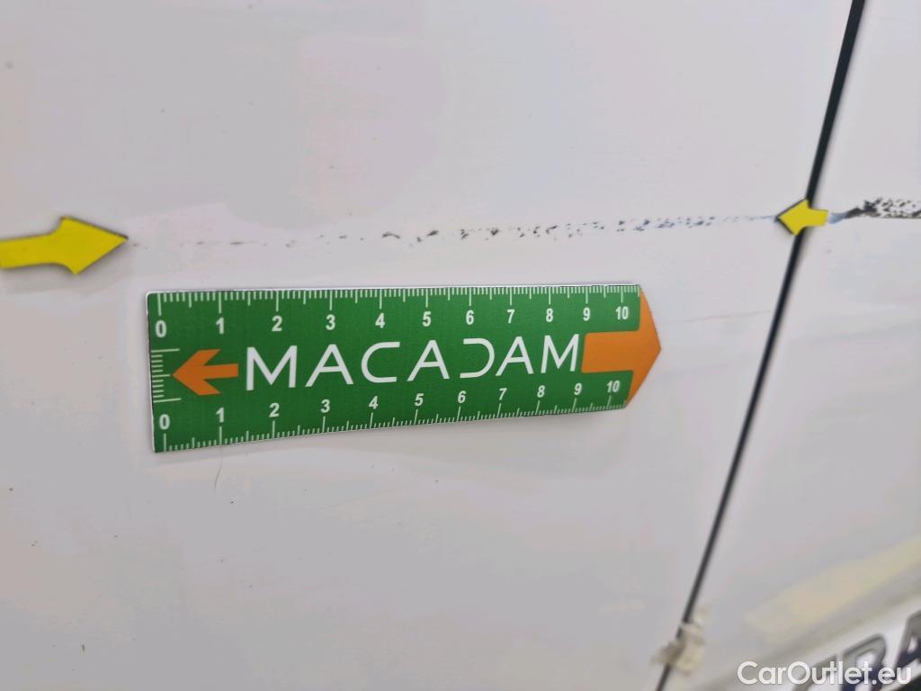  Volkswagen  Crafter  Fourgon e- 35 Fourgon mittellang Hochdach FWD 35kWh BVA #61