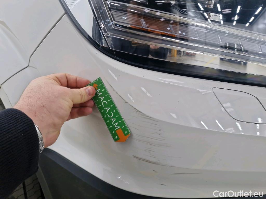  Volkswagen  Crafter  Fourgon e- 35 Fourgon mittellang Hochdach FWD 35kWh BVA #110