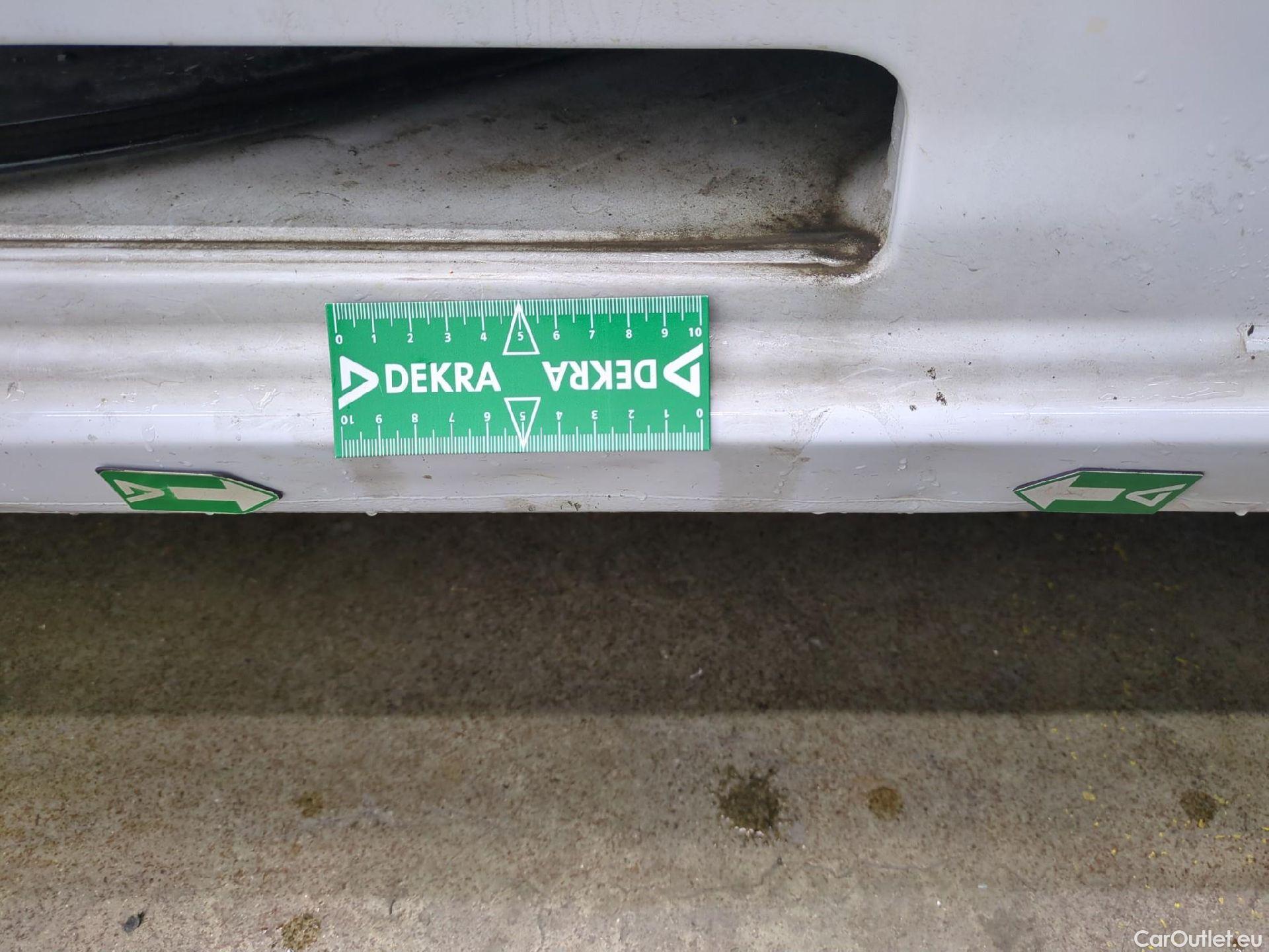  Renault  Kangoo RENAULT  / 2021 / 4P / Fourgonnette GD CONFORT - BLUE DCI 95 #27