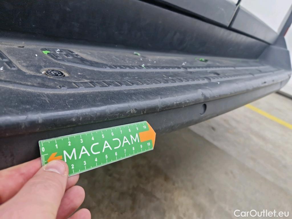  Volkswagen  Crafter  Fourgon e- 35 Fourgon mittellang Hochdach FWD 35kWh BVA #142