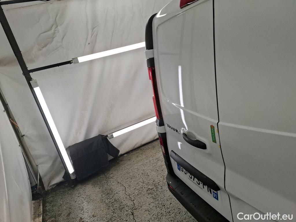  Renault  Trafic  III Fourgon L2H1 3T Confort 2.0 dCi 130CV BVM6 E6d #1