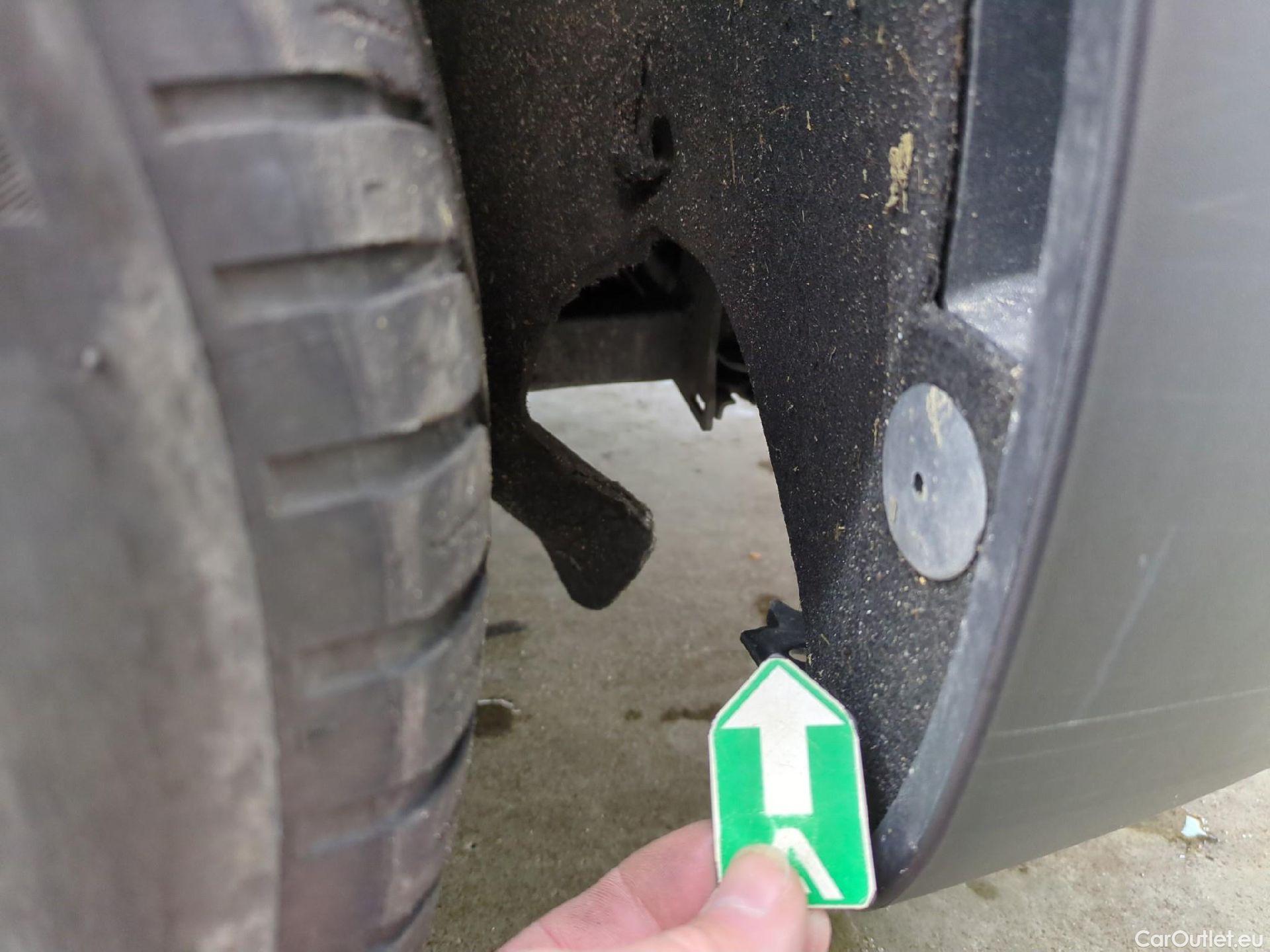  Renault  Kangoo RENAULT  / 2021 / 4P / Fourgonnette GD CONFORT - BLUE DCI 95 #11