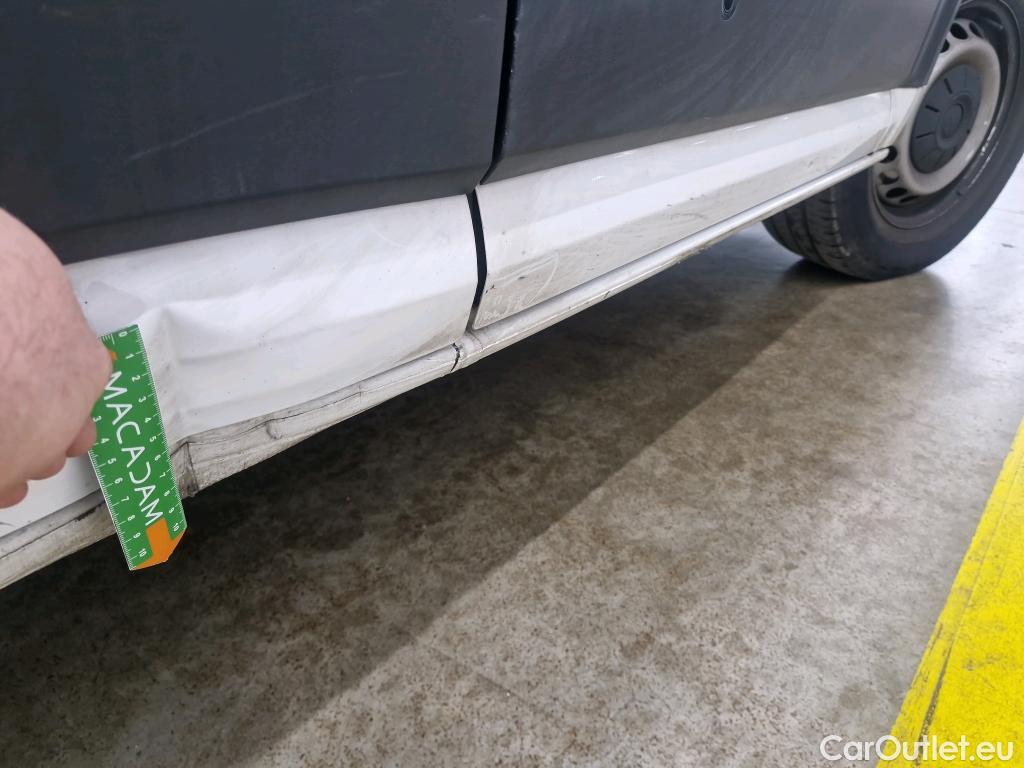  Volkswagen  Crafter  Fourgon e- 35 Fourgon mittellang Hochdach FWD 35kWh BVA #54