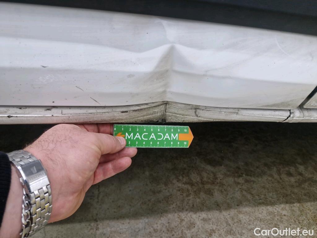  Volkswagen  Crafter  Fourgon e- 35 Fourgon mittellang Hochdach FWD 35kWh BVA #55