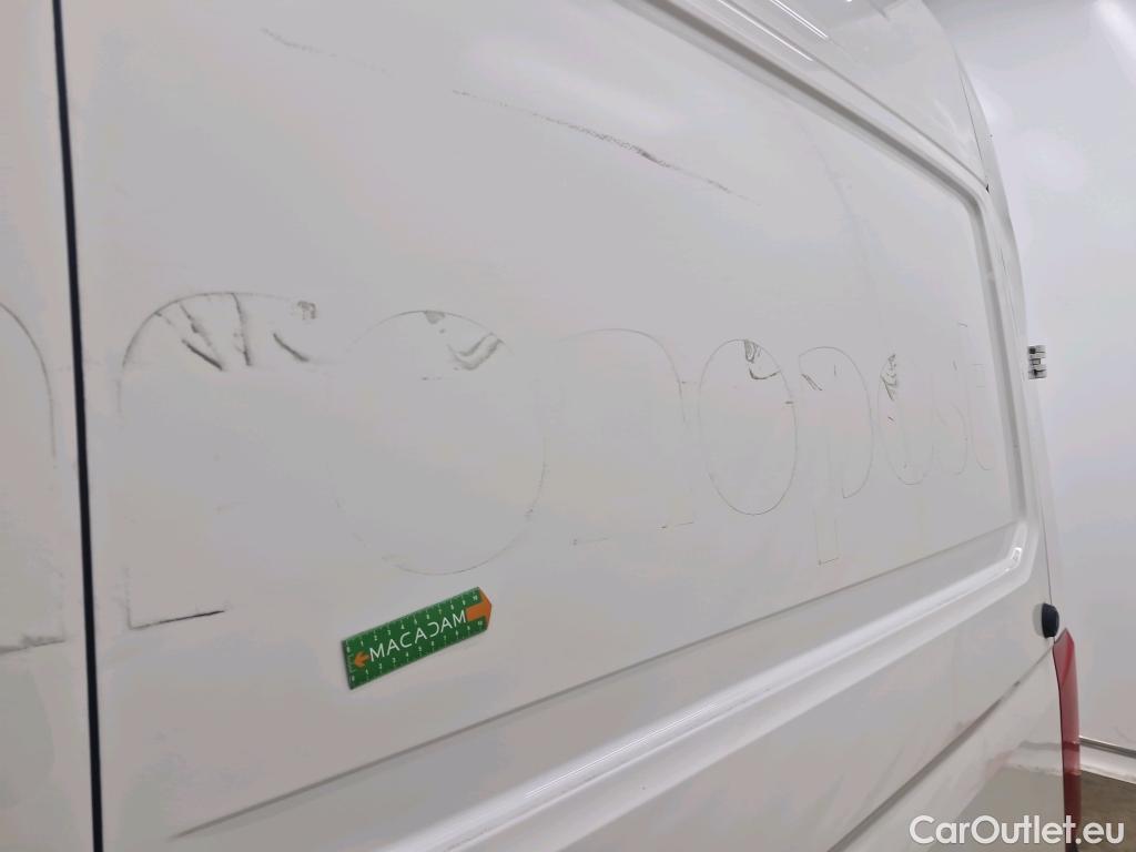  Volkswagen  Crafter  Fourgon e- 35 Fourgon mittellang Hochdach FWD 35kWh BVA #45