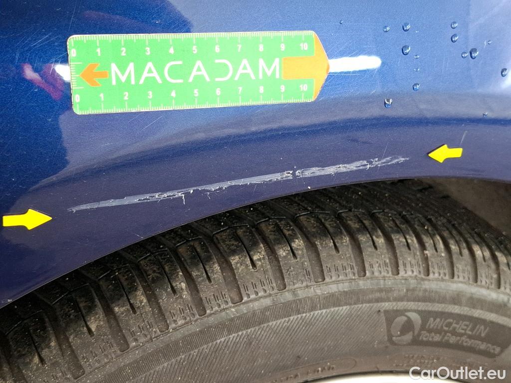  Bmw  Serie 2 BMW  Active Tourer / 2018 / 5P / monospace 225xe Business Design Auto #59