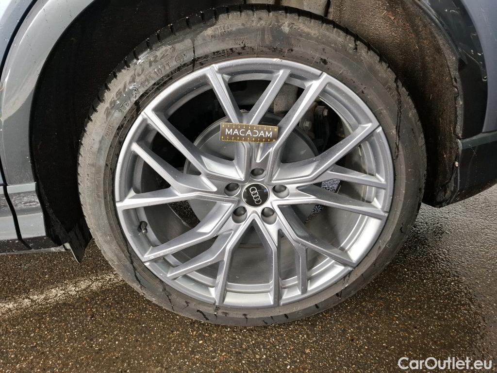  Audi  Q4 E-Tron  50 e-tron Design Luxe quattro 82kWh BVA #21