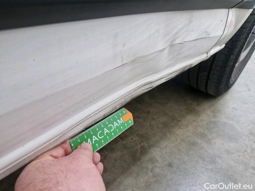  Volkswagen  Crafter  Fourgon e- 35 Fourgon mittellang Hochdach FWD 35kWh BVA #22