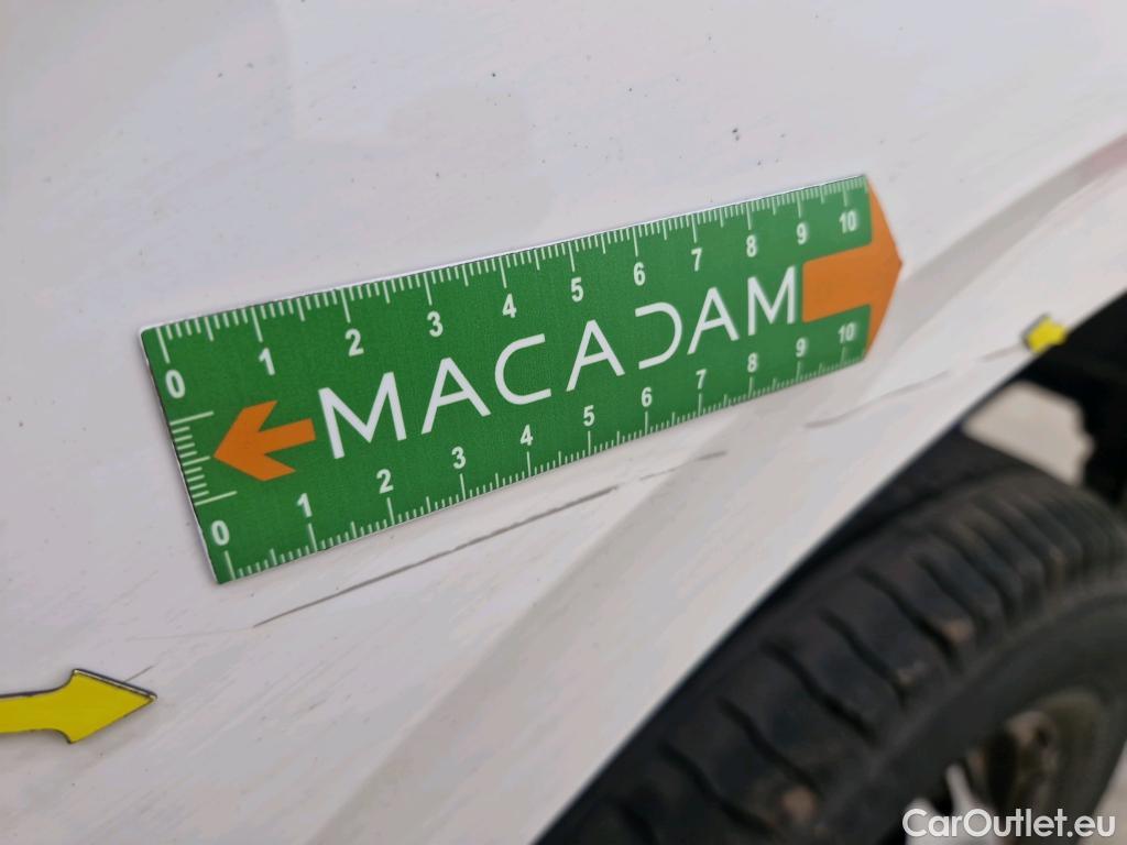  Volkswagen  Crafter  Fourgon e- 35 Fourgon mittellang Hochdach FWD 35kWh BVA #40