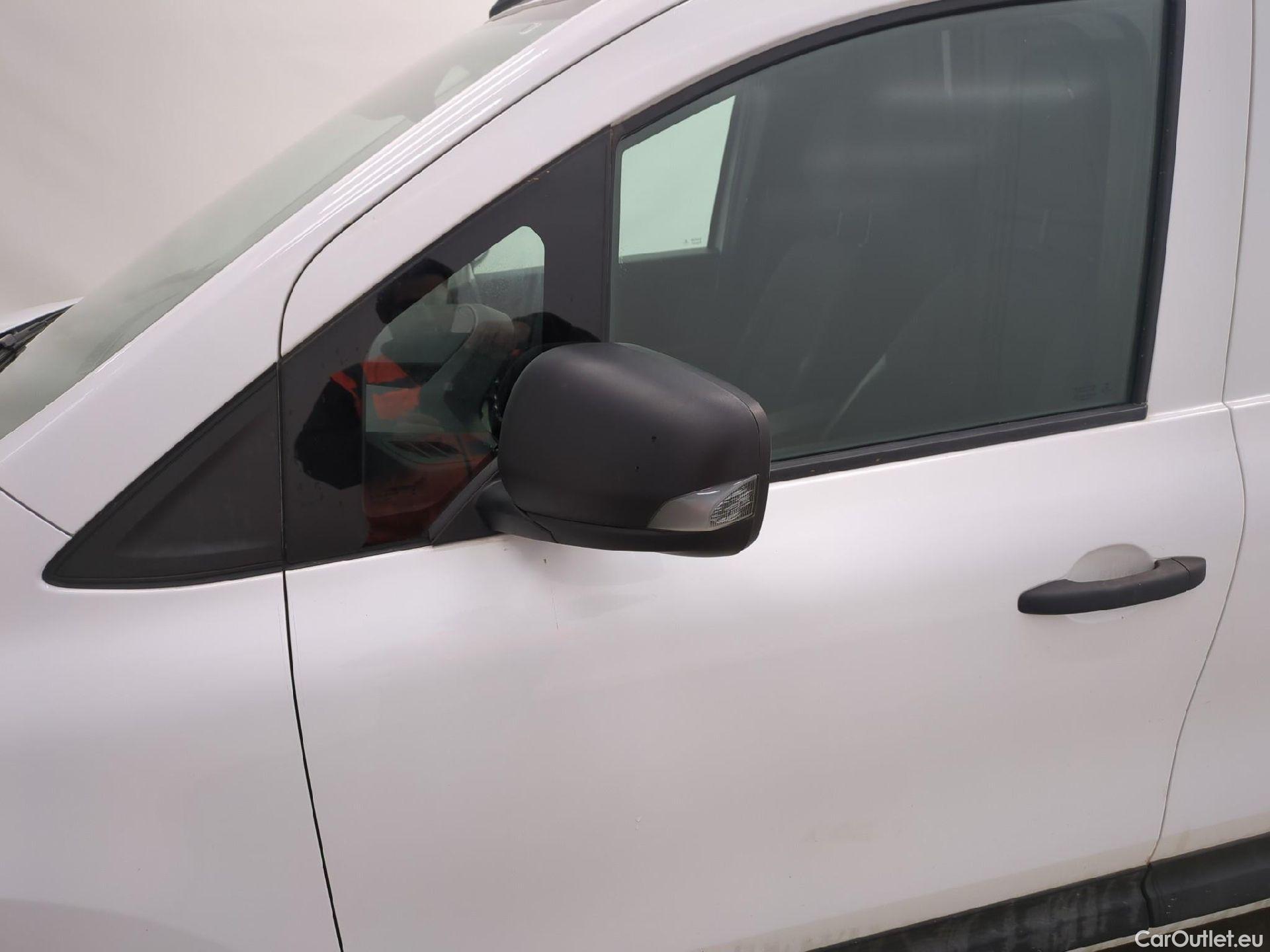  Renault  Kangoo RENAULT  / 2021 / 4P / Fourgonnette GD CONFORT - BLUE DCI 95 #19