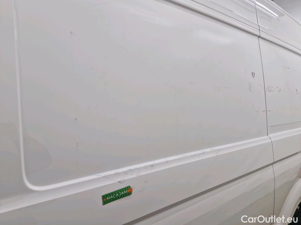  Volkswagen  Crafter  Fourgon e- 35 Fourgon mittellang Hochdach FWD 35kWh BVA #145