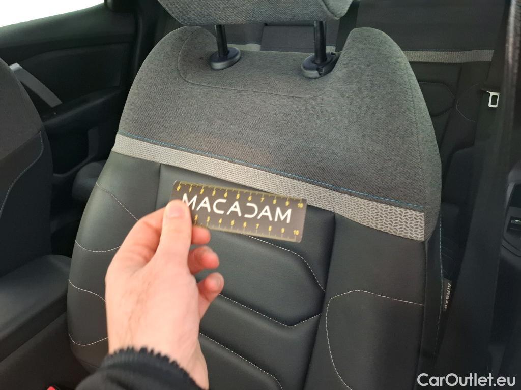  Citroen  C4 CITROEN  X / 2022 / 4P / Berline PureTech 130 S&S EAT8 Shine #11