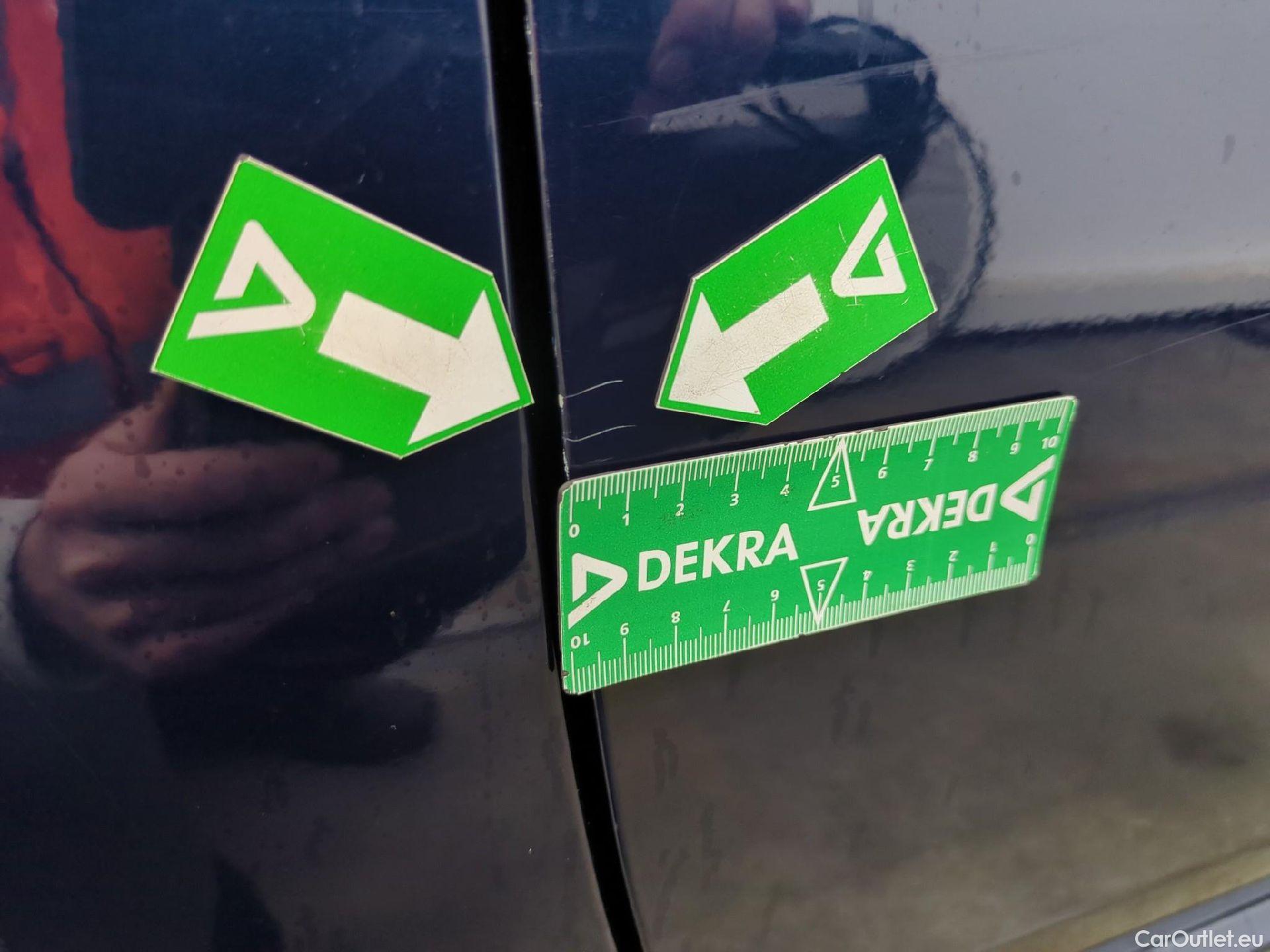  Fiat  500 FIAT  / 2015 / 3P / Berline Hybrid 1.0 BSG 70 ch Dolcevita #25