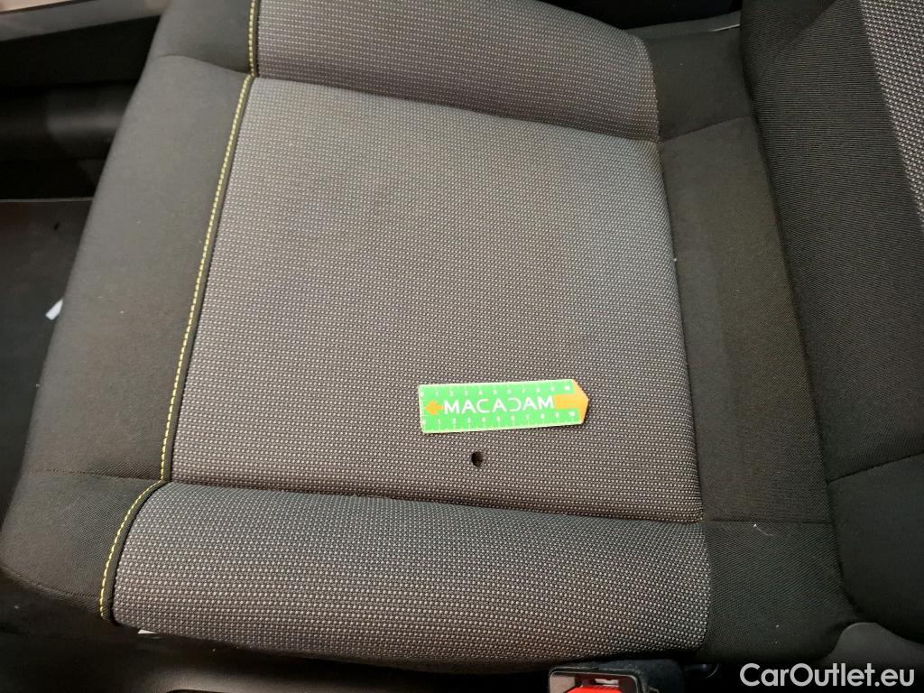  Citroen  C3 CITROEN  / 2016 / 5P / Berline PureTech 110 S&S BVM6 Shine Business #1