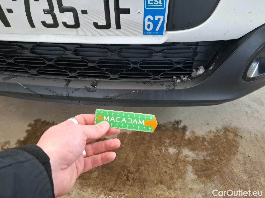  Citroen  C3 CITROEN  / 2016 / 5P / Berline PureTech 110 S&S BVM6 Shine Business #23