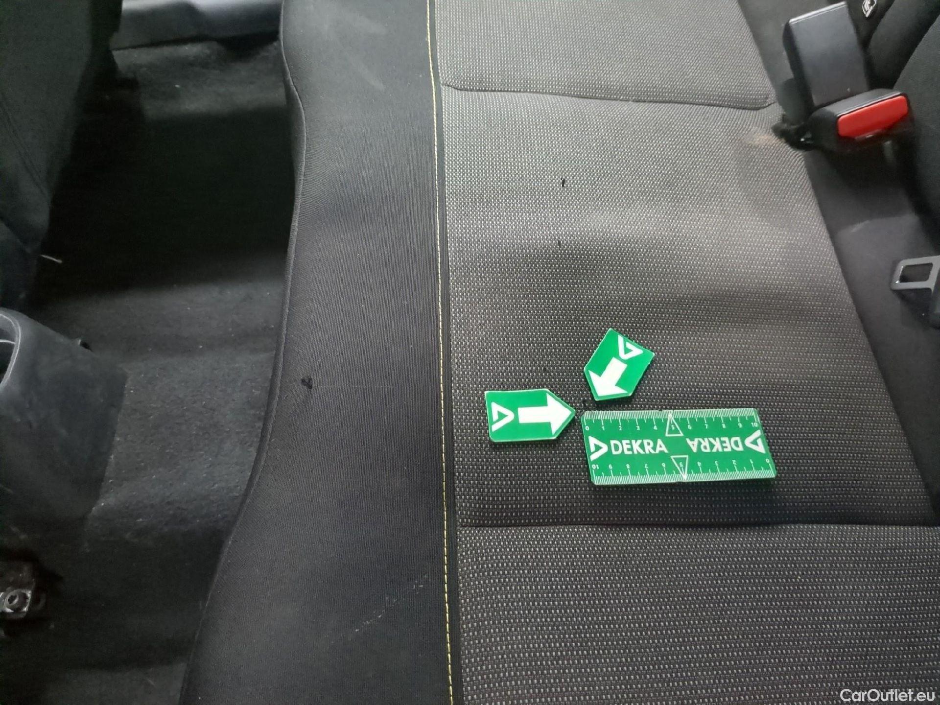  Citroen  C3  Feel Pack 1.2 PureTech 80CV BVM5 E6d #8