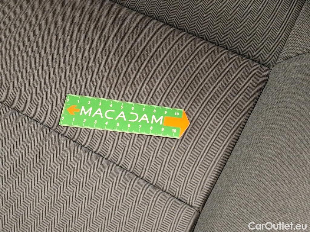  Hyundai   Ioniq Ioniq Business Hybrid 1.6 GDI 140CV BVA6 E6dT #17