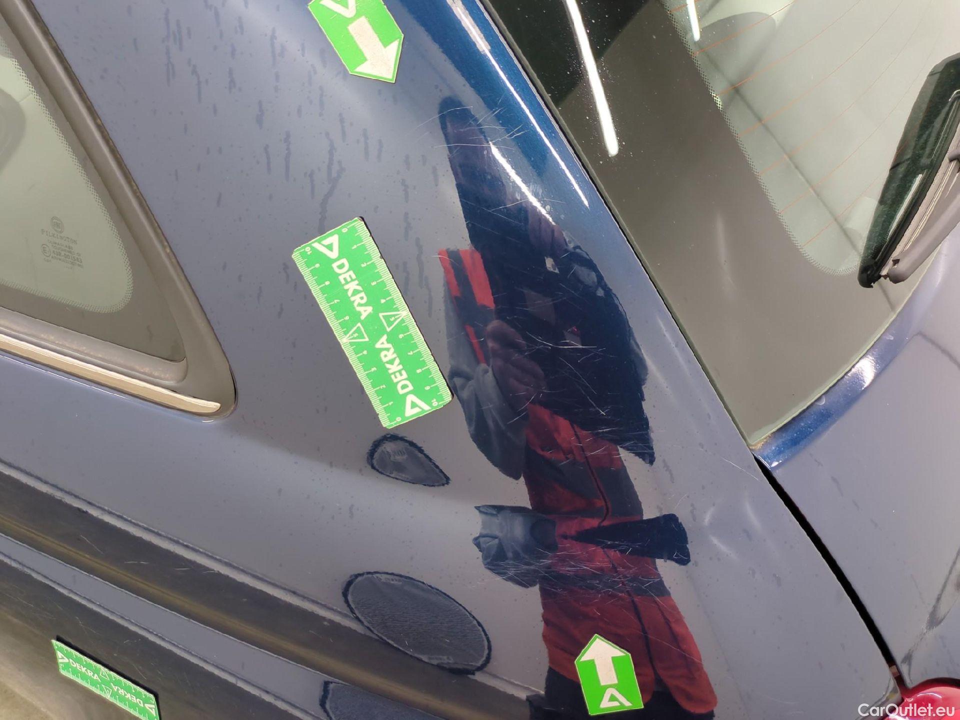  Fiat  500 FIAT  / 2015 / 3P / Berline Hybrid 1.0 BSG 70 ch Dolcevita #21