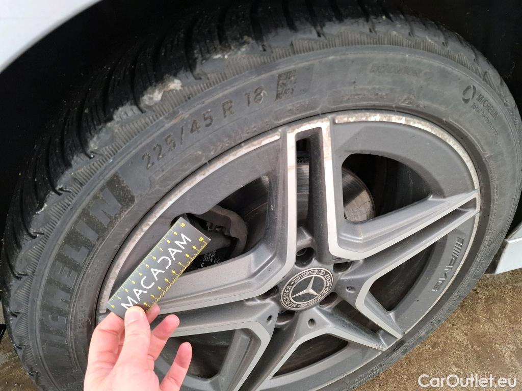  Mercedes  CLA-Klasse MERCEDES-BENZ CLA Coupe / 2019 / 4P / Coupé CLA 200 AMG Line BA7 #33