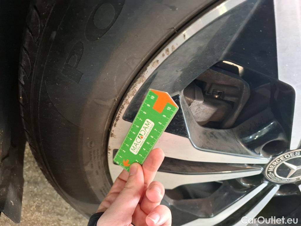  Mercedes  GLA MERCEDES-BENZ  / 2020 / 5P / SUV 2.0  200 D BUSINESS LINE DCT #15