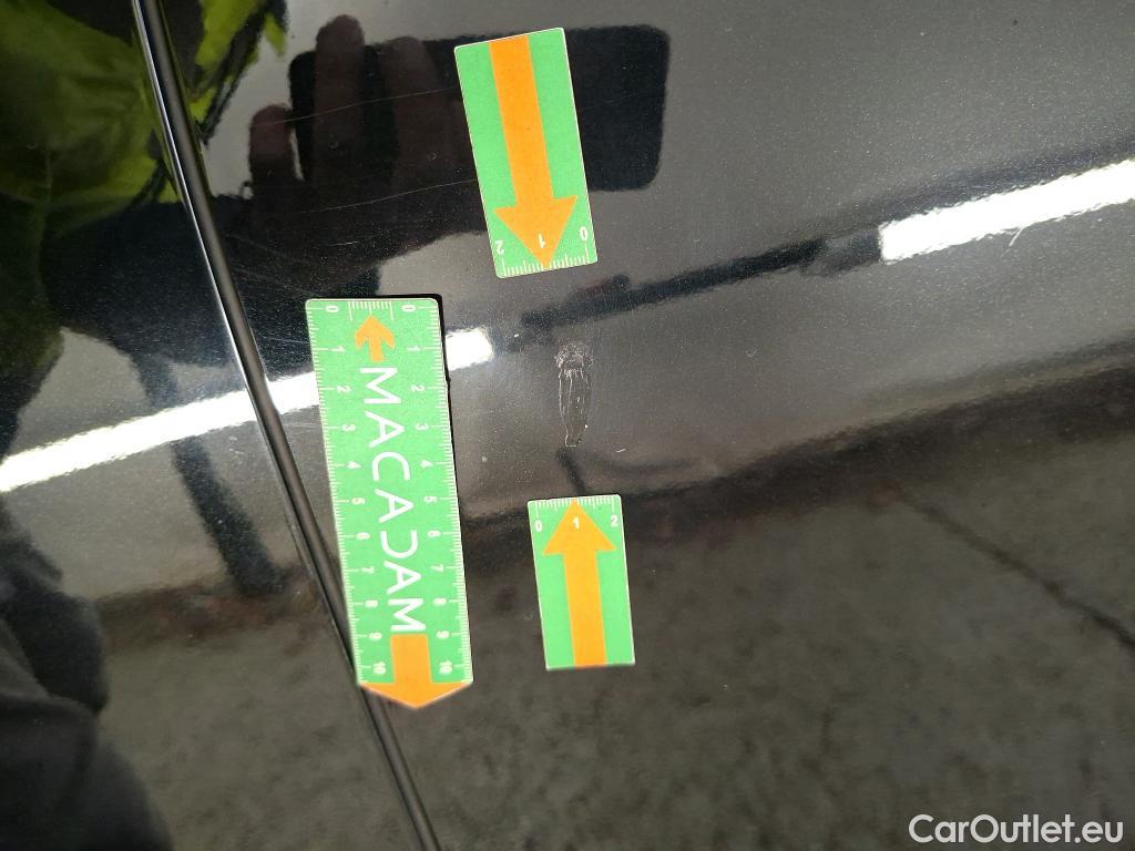  Mercedes  GLB MERCEDES-BENZ  / 2019 / 5P / SUV  200 Business Line #6