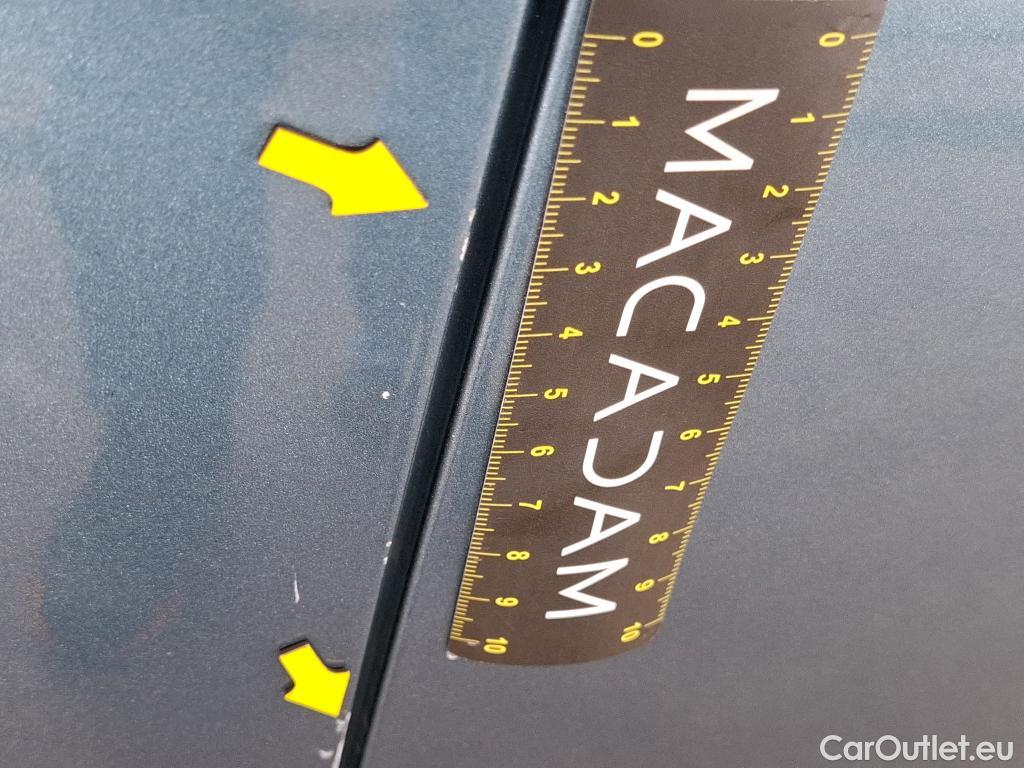  KIA  Sportage KIA  / 2021 / 5P / SUV 1.6 T-GDI 265 PHEV AUTO 4WD ACTIVE #17