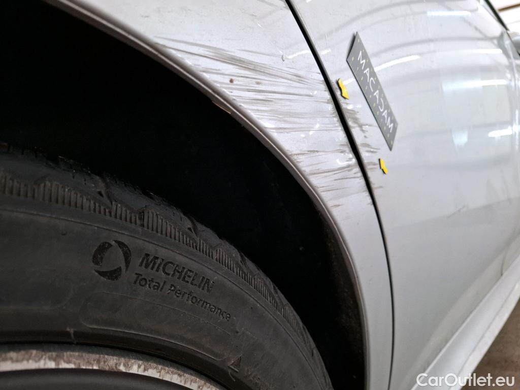  Mercedes  CLA-Klasse MERCEDES-BENZ CLA Coupe / 2019 / 4P / Coupé CLA 200 AMG Line BA7 #19