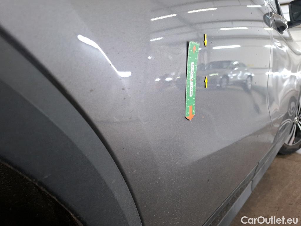  Mercedes  GLA MERCEDES-BENZ  / 2020 / 5P / SUV 2.0  200 D BUSINESS LINE DCT #6