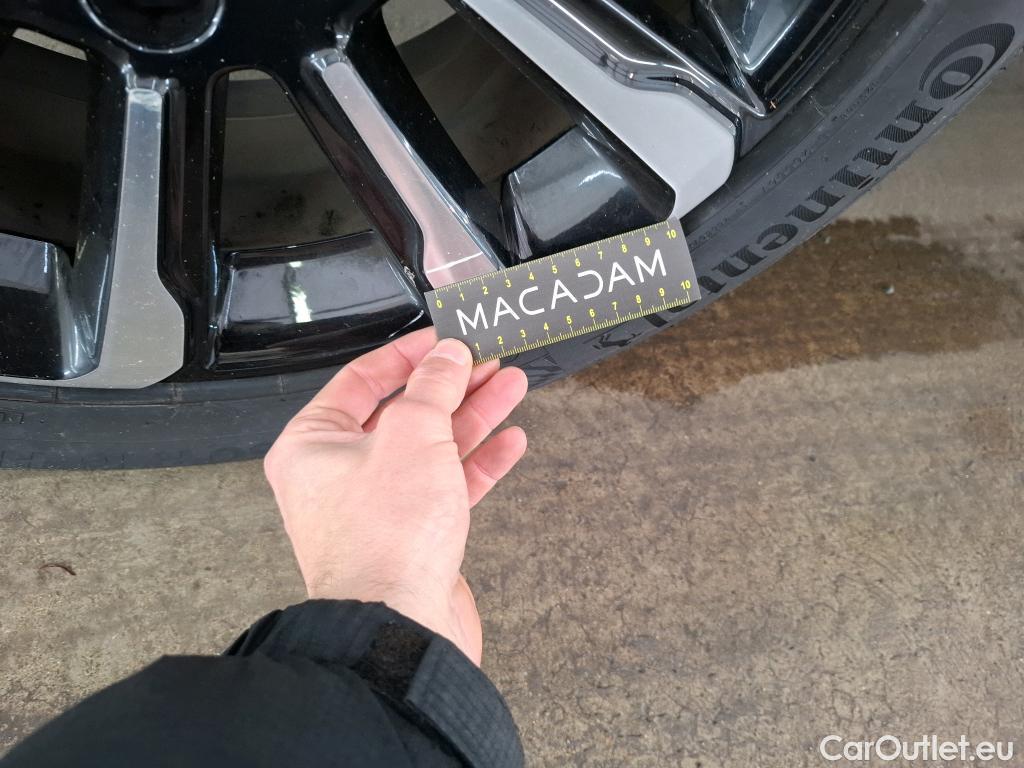  Opel  Crossland  X Elegance Business 1.2 Turbo 130CV BVA6 E6d #29