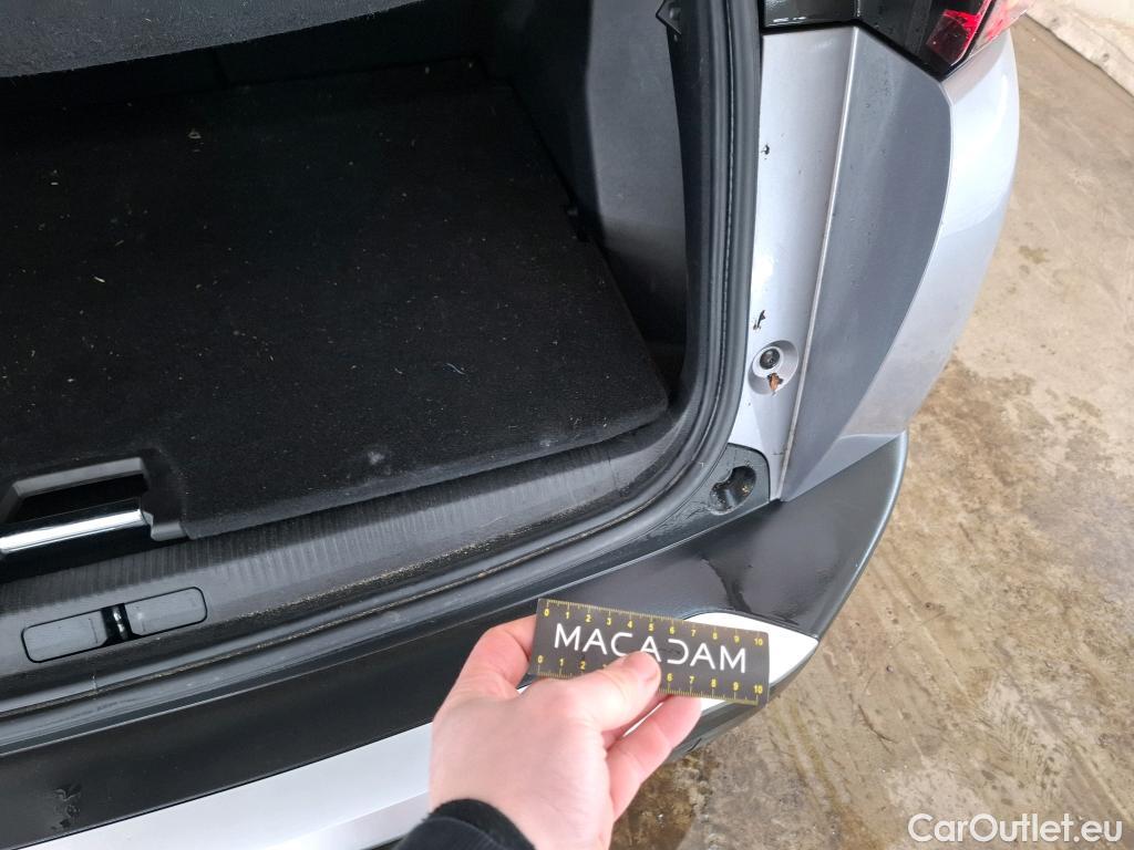  Peugeot  2008  Allure Pack 1.5 HDi 130CV BVA8 E6d #3