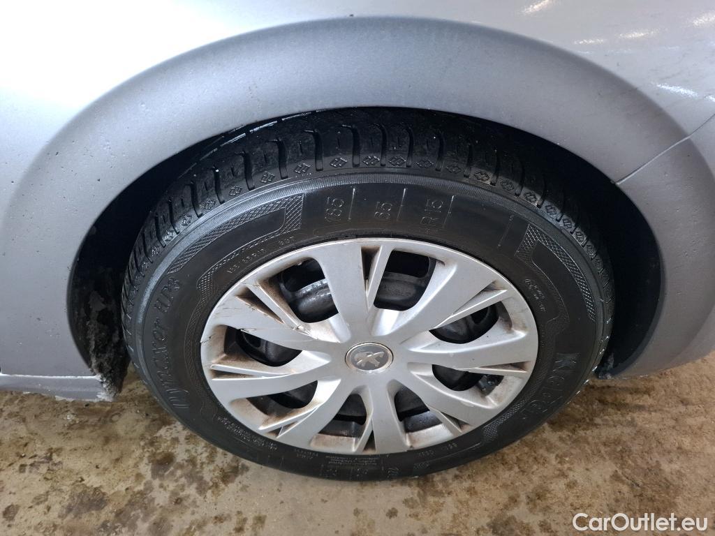  Peugeot  208  Active Business 1.5 HDi 100CV BVM5 E6dT #28