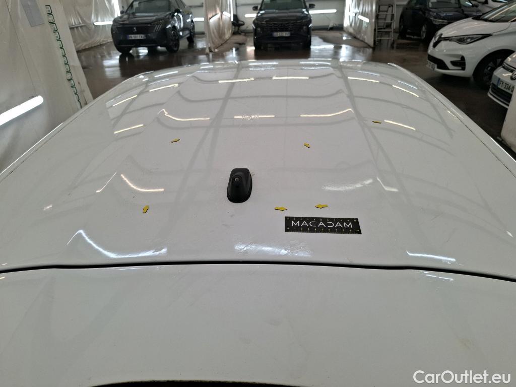  Peugeot  208  Active 1.2 PureTech 70CV BVM5 E6dT #1