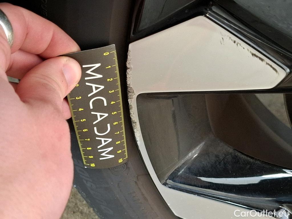  KIA  Sportage KIA  / 2021 / 5P / SUV 1.6 T-GDI 265 PHEV AUTO 4WD ACTIVE #7