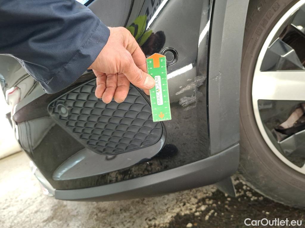  Mercedes  GLB MERCEDES-BENZ  / 2019 / 5P / SUV  200 Business Line #2