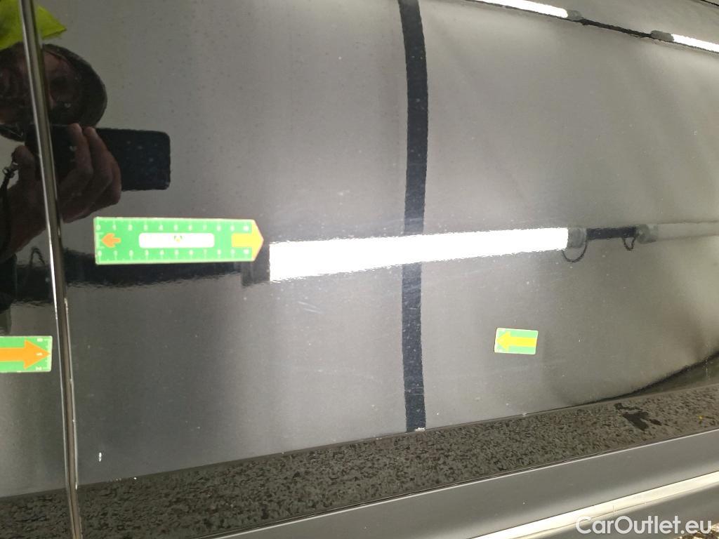  Mercedes  GLB MERCEDES-BENZ  / 2019 / 5P / SUV  200 Business Line #15