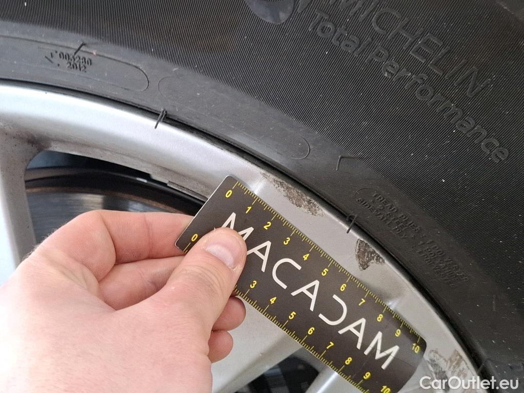  Peugeot  3008  Active Business 1.5 HDi 130CV BVA8 E6dT #24