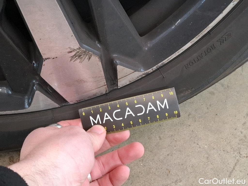  Peugeot  3008  Allure Business 1.2 PureTech 130CV BVA8 E6d #14