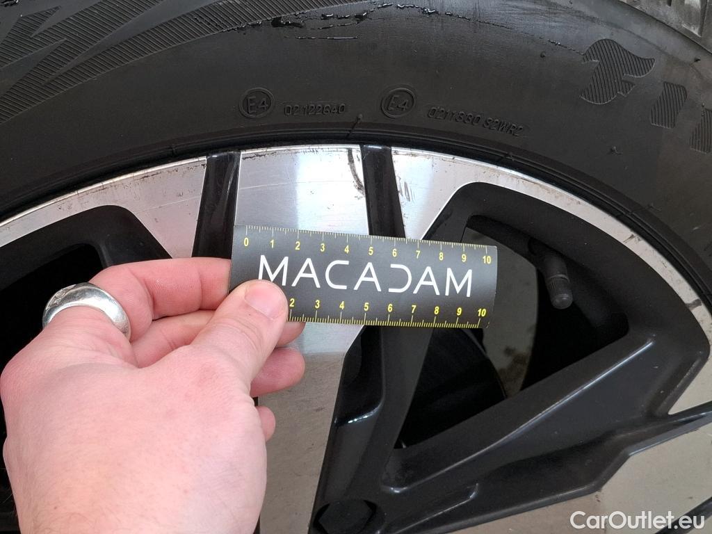  Peugeot  3008  Allure Business 1.2 PureTech 130CV BVA8 E6d #16