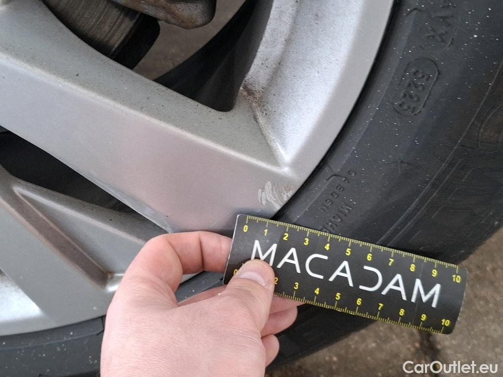  Peugeot  3008  Active Business 1.5 HDi 130CV BVA8 E6dT #27