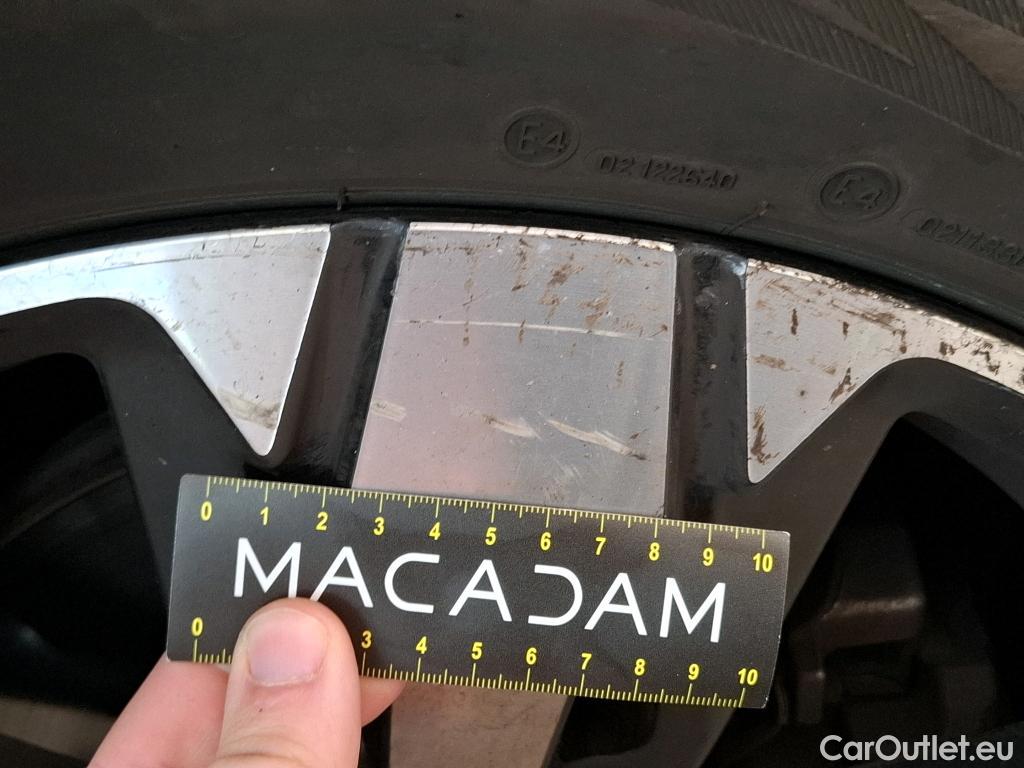  Peugeot  3008  Allure Business 1.2 PureTech 130CV BVA8 E6d #29