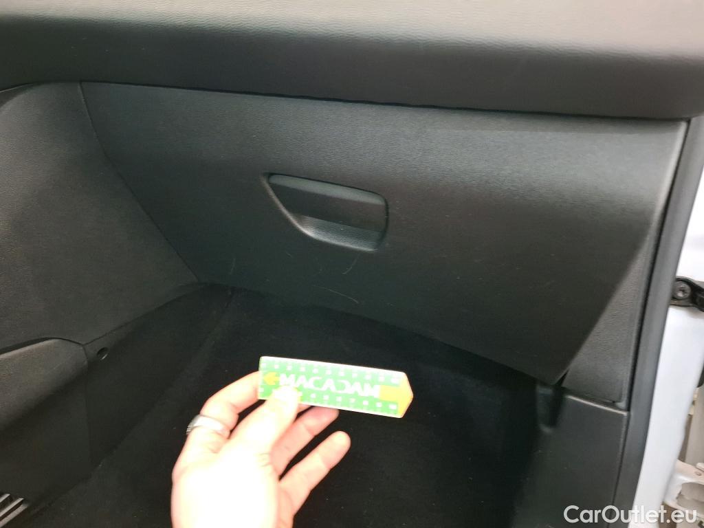  Peugeot  208 PEUGEOT  5p Berline BLUEHDI 100 ¤6.c S&S ACTIVE BUSINESS #14