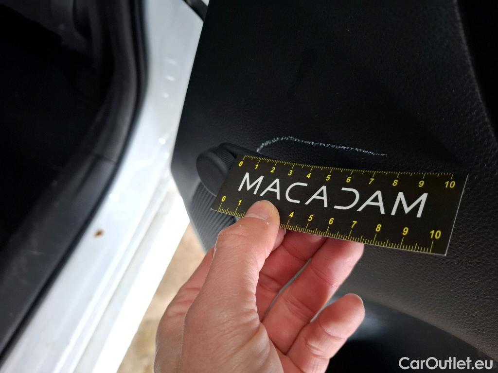  Toyota  Yaris TOYOTA  Hybride / 2019 / 5P / Berline Hybride 116h Dynamic Business Beyond Zer #22