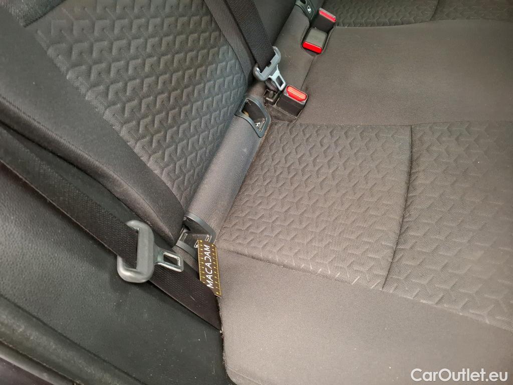  Toyota  Yaris Cross  Hybride / 2021 / 5P / SUV 1.5 HYBRID 116H DESIGN AUTO AWD  #4