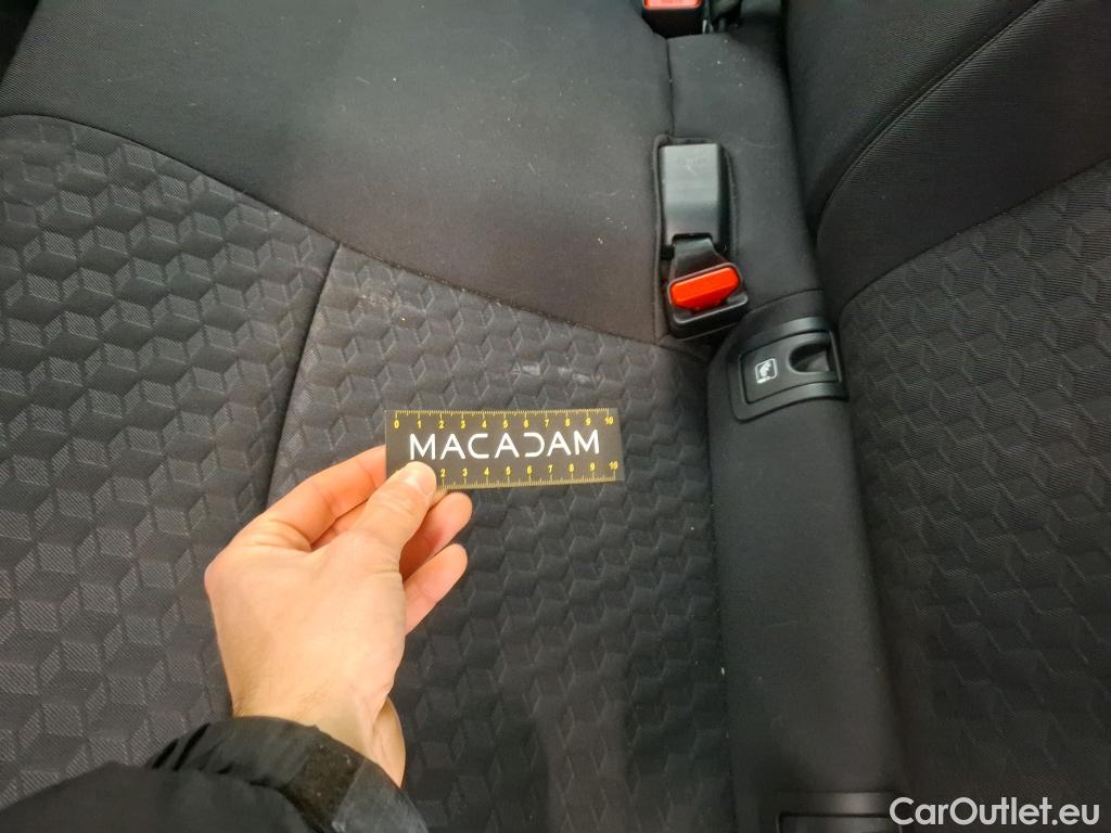  Toyota  Yaris TOYOTA  Hybride / 2019 / 5P / Berline Hybride 116h Dynamic Business Beyond Zer #17