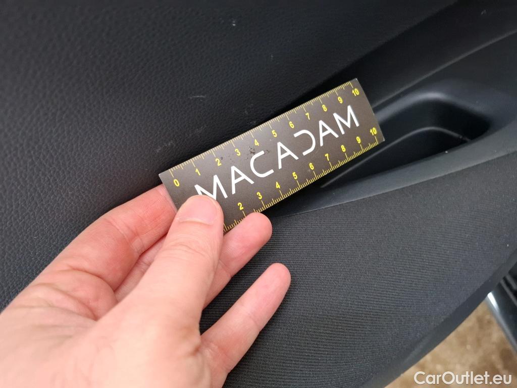  Toyota  Corolla TOYOTA  Touring Sports / 2018 / 5P / Break Hybride 184h Dynamic Business Stage Acad #13