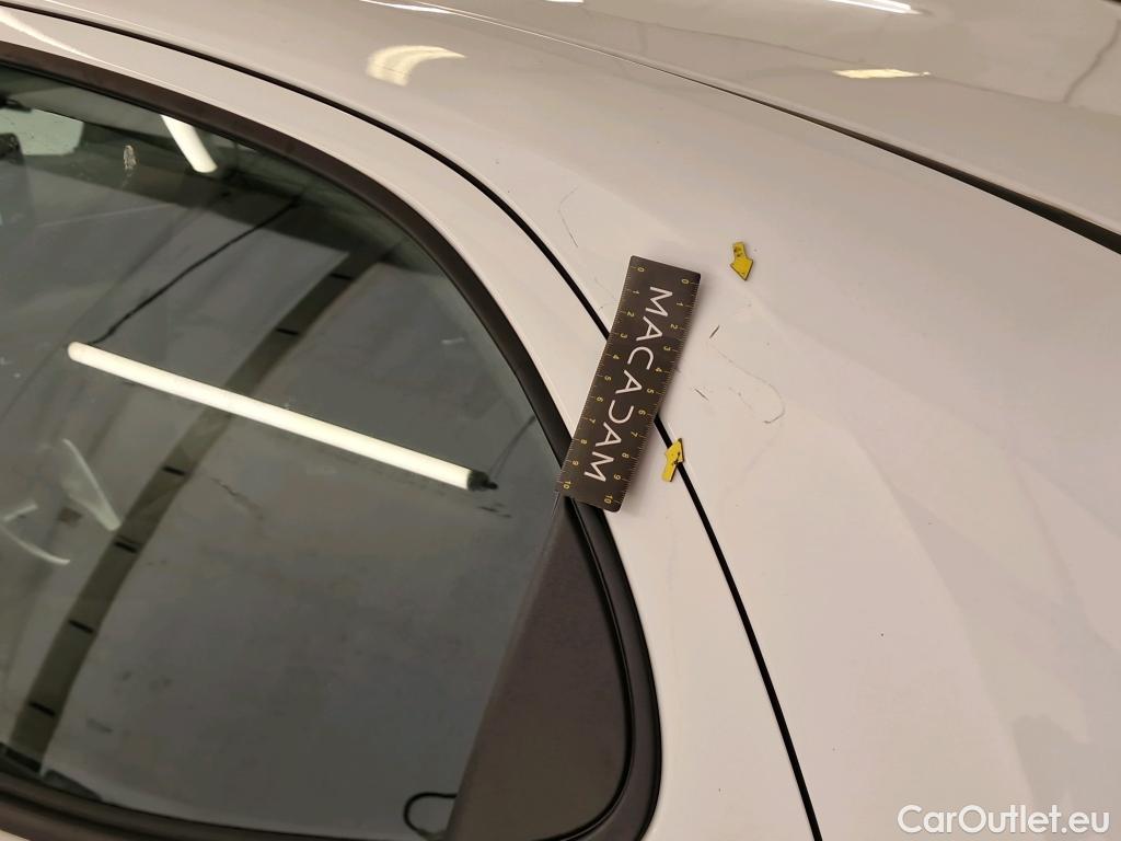  Toyota  Yaris TOYOTA  Hybride / 2019 / 5P / Berline Hybride 116h France Business Stage Acad #4